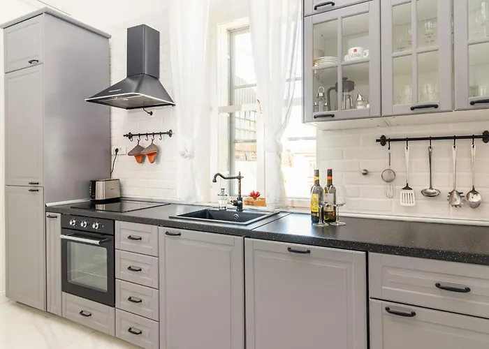 Augier - Centre - 100sqm - Free Parking Nearby Pula