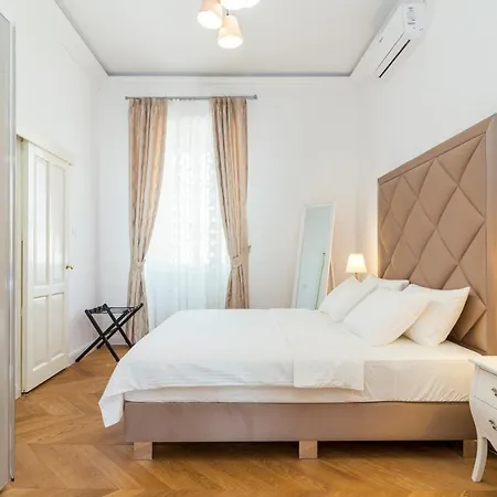 Lejlighed Augier - Centre - 100sqm - Free Parking Nearby