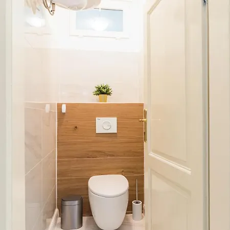 Lejlighed Augier - Centre - 100sqm - Free Parking Nearby